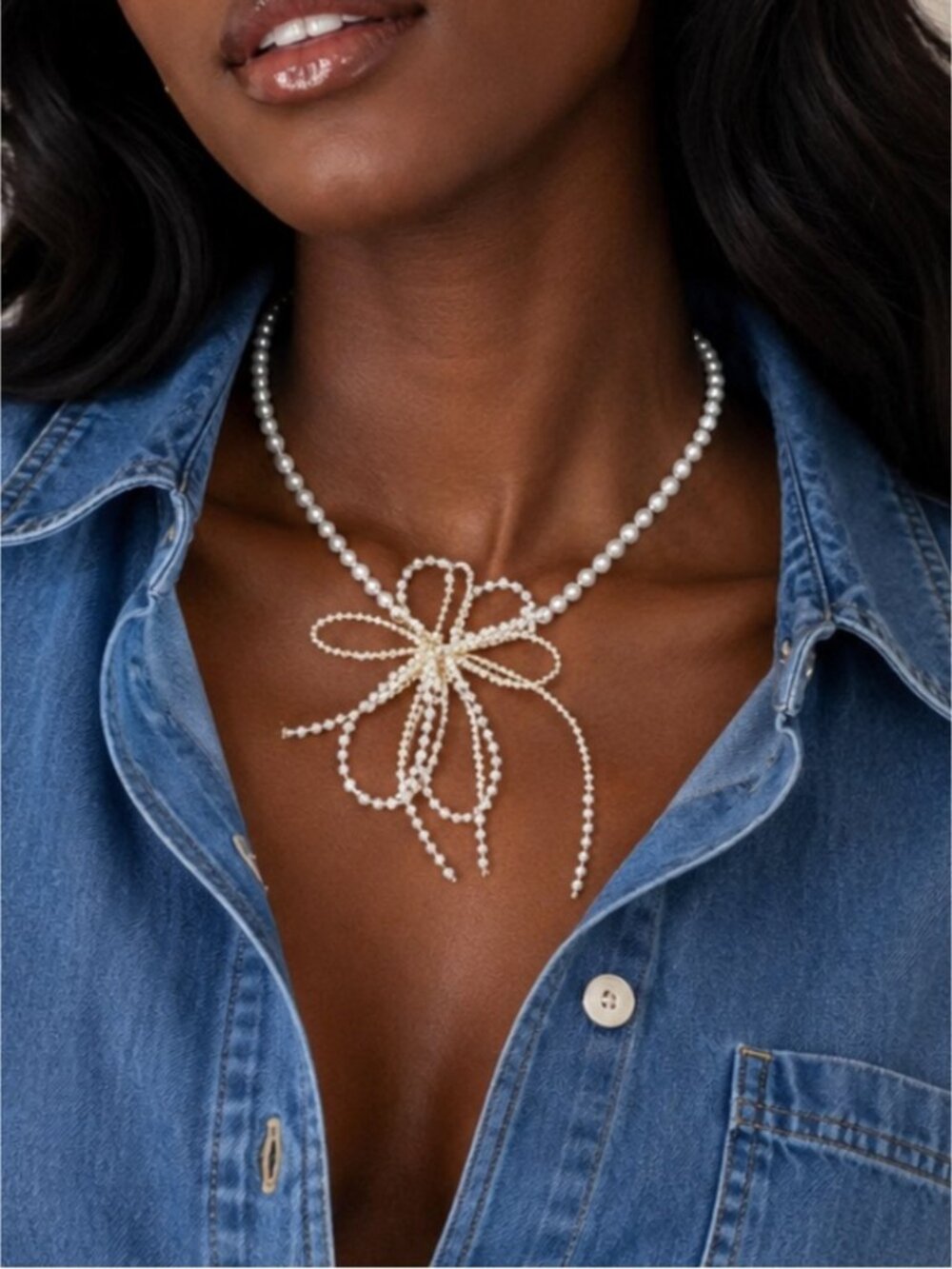 New! Classic Pearl Bow Statement Necklace (1006) NWOT